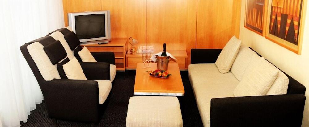 Hotel Polana Zvolen Εξωτερικό φωτογραφία